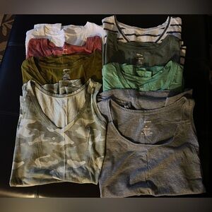 GUC & new Sonoma - 8 v neck women’s tees and tanks. Size 0X. various brands.